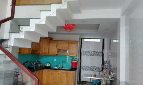 NHÀ 3 TẦNG BÁN LỖ GẤP ĐỂ ĐI VỀ QUÊ LIÊN HỆ NGAY ĐỂ THƯƠNG LƯỢNG CHÍNH CHỦ