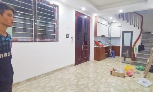 BÁN NHÀ NGÕ 82 KIM MÃ,40M RA PHỐ,SIÊU THOÁNG,30M,5TAG,3,5MT