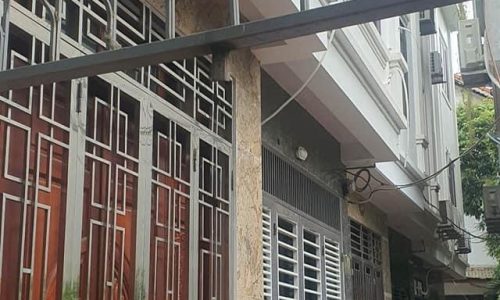 Bán nhà ngõ 180 Tây Mỗ,gần ô tô,nở hậu,ngõ 2 ô tô tránh nhau,30m2,5T,mặt tiền:3,7m