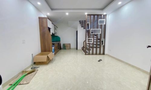 Bán nhà ngõ 488 Trần Cung,ngõ xe ba gác đỗ cửa,150m ra Phố,40m2,6T,mt:4,3m