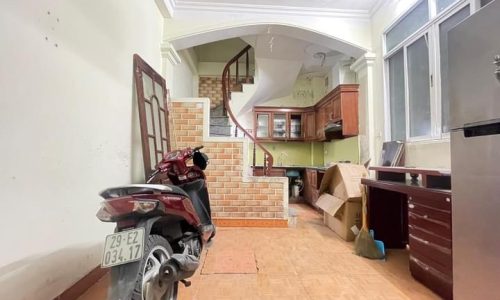 Bán nhà ngõ 157 Pháo Đài Láng,lô góc,ngõ xe ba gác,ô tô tránh ba bước chân,25m,5t,mt:3,5m