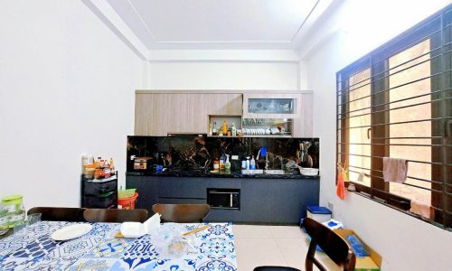 MẶT TIỀN Phố, SIÊU RẺ 30%, Chỉ Nhỉnh 4tỷ 4 Tầng ngang 3,5m. Ngã Tư Sở Kinh doanh