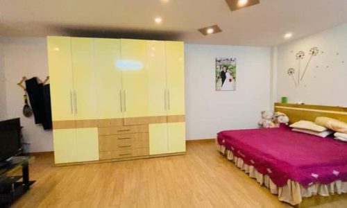 Bán gấp nhà Yên Hòa Cầu Giấy 68m x 7T x 8.7 tỷ, sát phố, ở và cho thuê