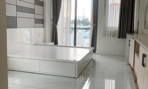 Siêu phẩm nhà Q3, HXH thông gần MT Lý Chính Thắng, 3 tầng, ngang 4m, 4PN, 40m2, 5.8 tỷ