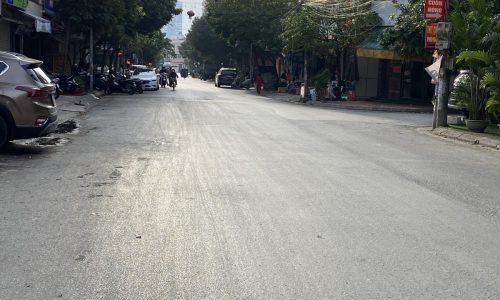 Nhà mặt phố Nguyễn Viết Xuân, đối diện chung cư, 40m2, mt 5m, 5 tầng, giá 10,5 tỷ