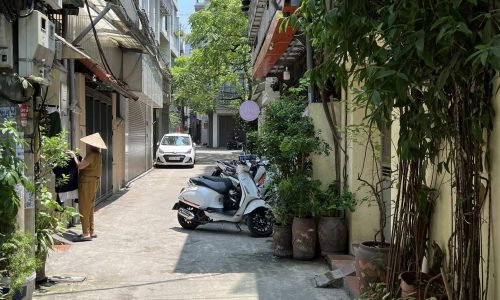 HOA BẰNG CẦU GIẤY_OTO ĐỖ_NHÀ DÂN XÂY MỚI CHẮC CHẮN_GIÁ CHỈ 4,85 TỶ