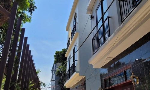 ẢNH THẬT 100% TRUNG TÂM CẦU GIẤY _64M2_MT4,5M_CÁCH  PHỐ 50M_CHỈ  4,95TỶ