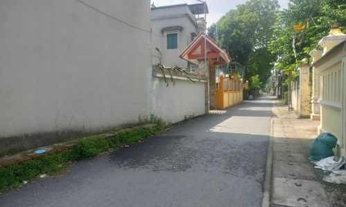 Đất Lạc đạo cực đẹp, ô tô vào thoải mái, đường trải nhựa