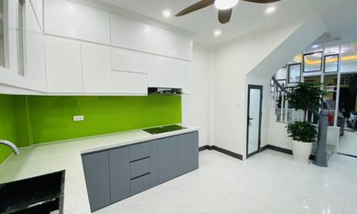 Gần phố, nhà đẹp thoáng, ở ngay, bán nhà Thái Hà, Đống Đa