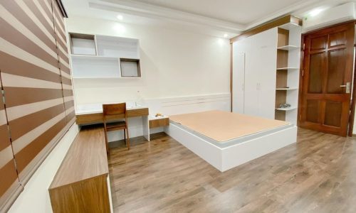 Bán gấp nhà riêng ở đường Quang Trung, xe hơi vào nhà, hạ giá rẻ