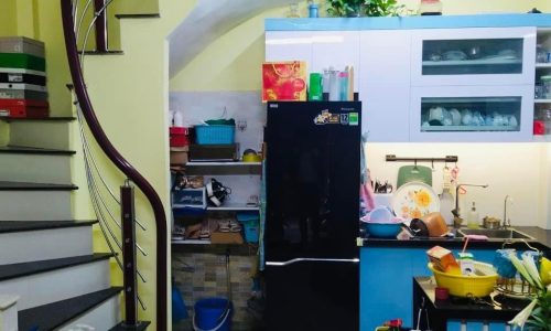 BÁN NHÀ NGÕ 1194 ĐƯỜNG LÁNG,5 TẦNG LÔ GÓC,NGÕ THÔNG KINH DOANH,300M RA PHỐ,28M2,MT:4,5M