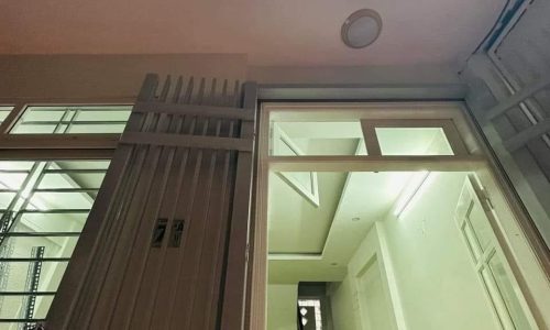 BÁN NHÀ QUAN HOA, 2 MẶT THOÁNG SÁNG,GẦN PHỐ,Ô TÔ, NGÕ THÔNG,4POG NGỦ,45M2,5TAG,MT:5M