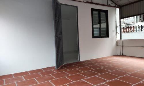 Bán nhà khu vực ngã tư sở, 45m2 5 tầng, mặt tiền 6 mét