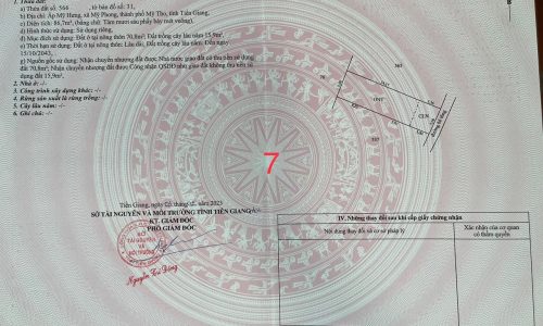 Bán đất thổ cư sát quãng trường.Đường xe hơi