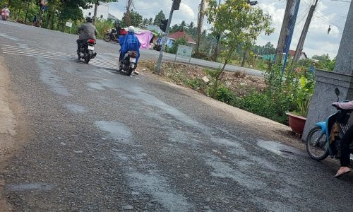 Bán đất gần quãng trường Hùng Vương.Đường xe hơi