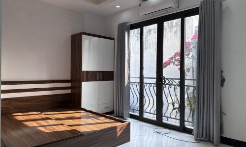 Chính chủ bán ccmn Trại cá, 50m2.5 tầng giá nhỉnh 5 tỷ