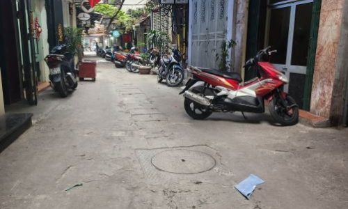 Bán Đất Bạch Mai , Hai Bà Trưng  40m2 mặt tiền 4m sổ đỏ đẹp