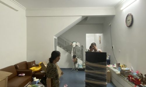 Cho thuê nhà nguyên căn tại mặt ngõ Phố Đốc Ngữ, Ba Đình. Nhà đẹp 2 thoáng. Chỉ 19tr