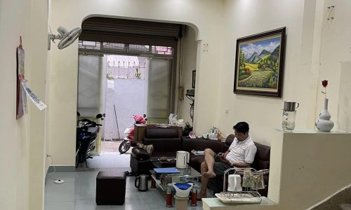 Bán nhà phố Đào Tấn, Ba Đình gần ô tô, ở ngay 4 tầng 49 m2 giá 7 tỷ