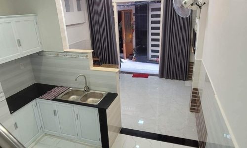 Bán nhà Lương Văn Cang Quận 8 25m2 chỉ 2 tỷ 300 triệu.