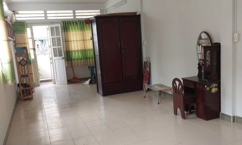 Bán nhà Chung cư đường Cách Mạng Tháng Tám 45m2 chỉ 2 tỷ 200 triệu.