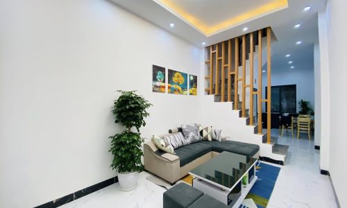 Nhà chủ tâm huyết xây, 2 thoáng, Ô TÔ 20m, bán nhà Phương Mai