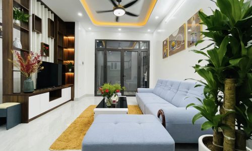 Ở ngay, tặng nội thất, 2 thoáng bán nhà Trường Chinh, Đống Đa