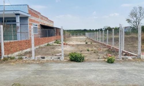 vợ chồng tôi cần tiền cắt lỗ lô đất, trước mua 700 giờ bán 390tr.