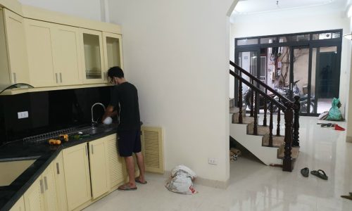 NHÀ 4 TẦNG HOÀNG VĂN THÁI DT 40m2 MT 4m . OTO ĐỖ CỬA