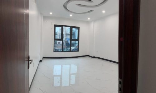 Ngõ ba gác, 2 thoáng, sân để xe, bán nhà Thịnh Quang