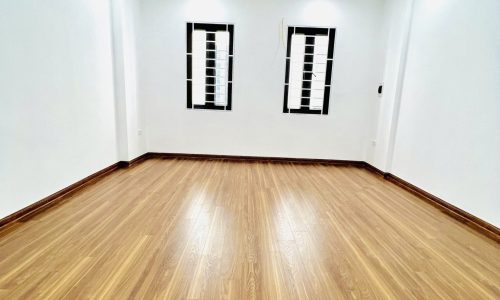 Bán nhà riêng tại Đường Thạch Bàn, Phường Thạch Bàn, Long Biên, Hà Nội diện tích 30m2 giá 2200 Tr