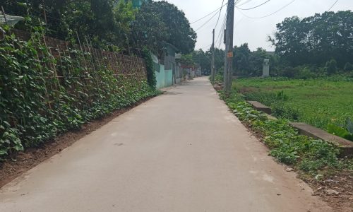 999tr , đất Như Quỳnh, 50m, Cách Ủy ban Huyện chỉ 500m – lh 0835459289