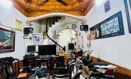 Bán nhà ngõ 79 Cầu Giấy dân xây, về ở ngay 42m4T giá 5.75 tỷ 0343564283