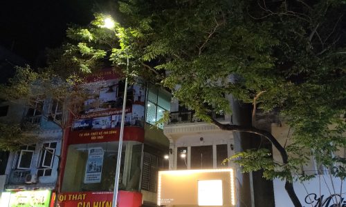 Rẻ NHƯ CHO 40 phần trăm, Chỉ 5,4 tỷ, 47m2, 5 Tầng, Khâm Thiên, Đống Đa. Ô Tô, Dòng tiền