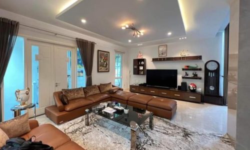 Biệt thự mặt phố Cầu Giấy, lô góc, vỉa hè, ở – kinh doanh số một 280m giá 87 tỷ