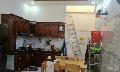 Nhà mặt tiền chợ Trần Quang Cơ q12 dt 76m2 giá 7ty250