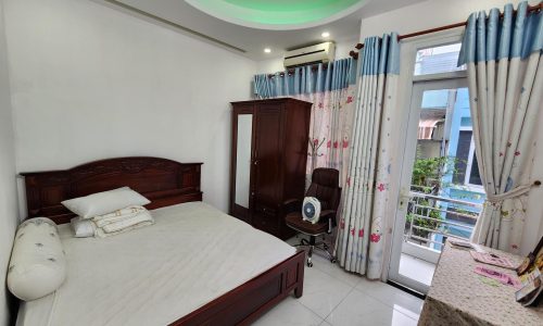 Nhà đẹp 5 tầng, HXH, sổ A4, Phan Đình Phùng, giáp Q1, an ninh sạch sẽ, 4PN, 42m2, 8.2 tỷ