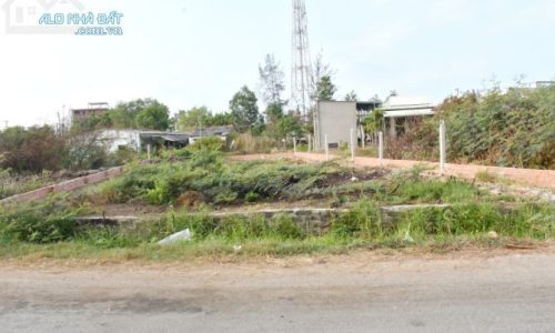 Đất biển Hồ Tràm hai mặt tiền cách biển chỉ 200m. Giá cực tốt ra hàng nhanh chỉ 7,5 tỷ.