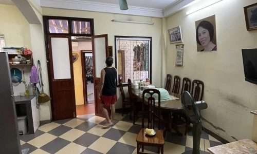 Bán nhà phố Trung Phụng, Đống Đa, gần phố, ở ngay 4 tầng 86m2 giá 8.6 tỷ