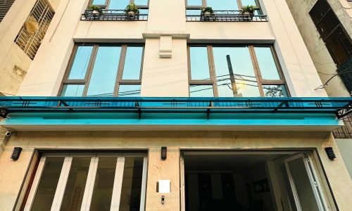 Bán nhà Hoàng Văn Thái, lô góc, thang máy, KD, 7 tầng 60 m2 giá 15.6 tỷ