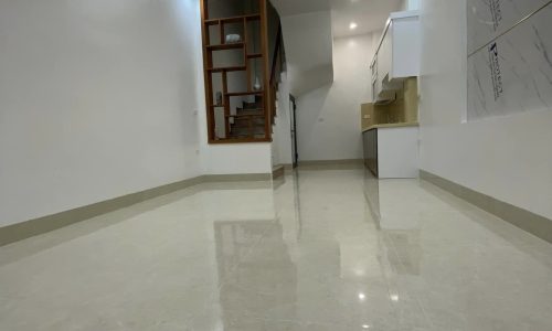 Thoáng trước sau, 20m ra ô tô, đẹp ở ngay, bán nhà Tôn Thất Tùng