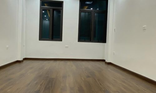 Quá RẺ! Dân trí cao, ở luôn, 10m ra ô tô, bán nhà Phương Mai