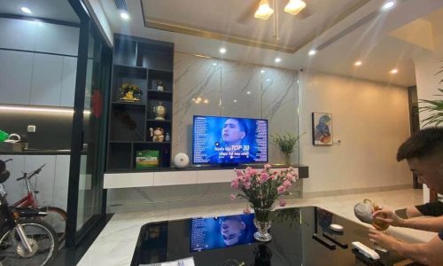 Bán nhà Hoàng Hoa Thám – Ba Đình – 70m2 – 4 tầng – 7.3 tỷ.