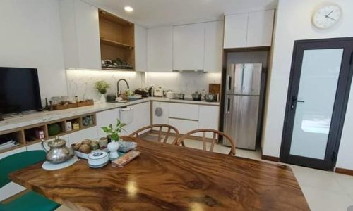 Căn góc, mới ở ngay, tặng full nội thất, ngõ thông bán nhà Trường Chinh