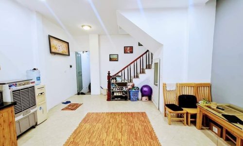 🏡 ** BÁN NHÀ PHỐ GIA LÂM – ĐƯỜNG 2 OTO TRÁNH NHAU – 4.9 TỶ** 🏡