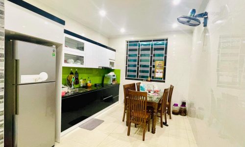 Ngõ thông, ba gác phi ầm ầm, cách ô tô 30m, bán nhà Hào Nam