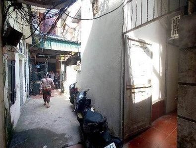 2,5 tỷ nhà ngõ chợ Gia Lâm, phường Ngọc Lâm, Long Biên.