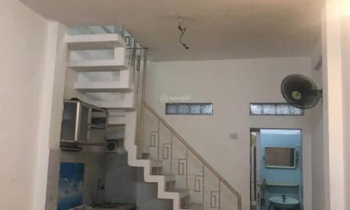 CẦN BÁN NHÀ ĐỘI CẤN BA ĐÌNH 40m2, 2 TẦNG MẶT TIỀN 3,5m GIÁ 4.5 TỶ.