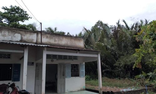 Chốt gấp 2 căn nhà liền, được tặng thêm miếng đất kế bên đã lên nền sẵn Giá 900 triệu Sóc Trăng