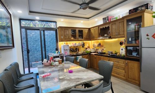 Chủ bán cắt lỗ 500tr-Mặt tiền Lê Văn Sỹ -3tỉ6